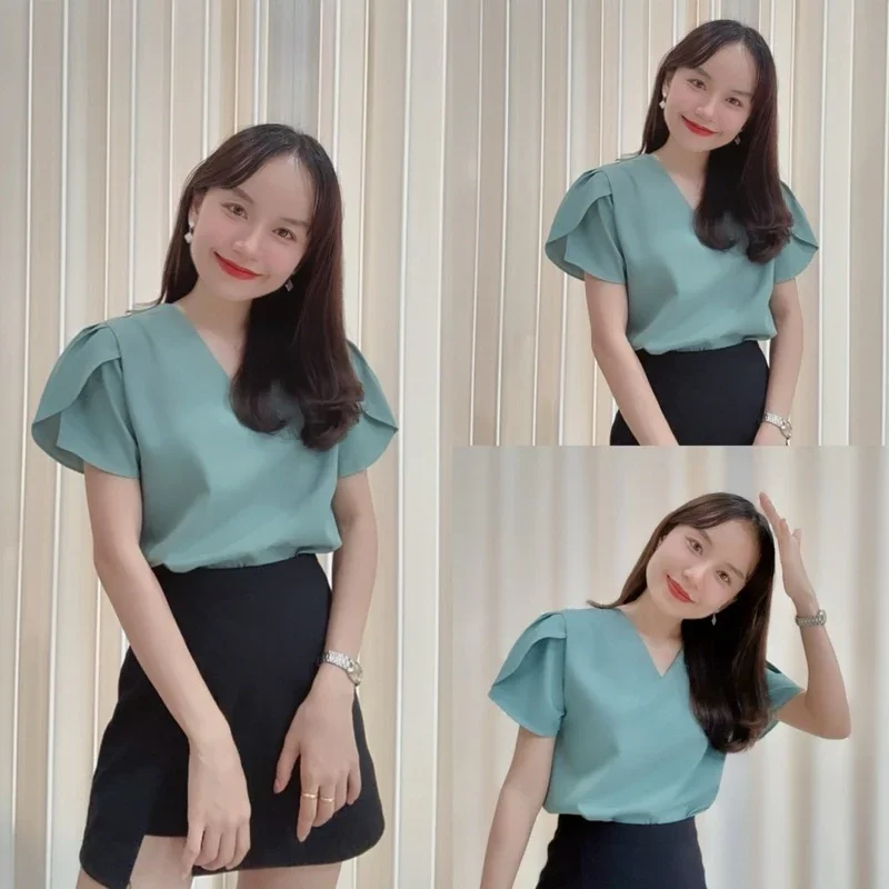 เสื้อคอวีแขนทิวลิป รุ่น Be Happy